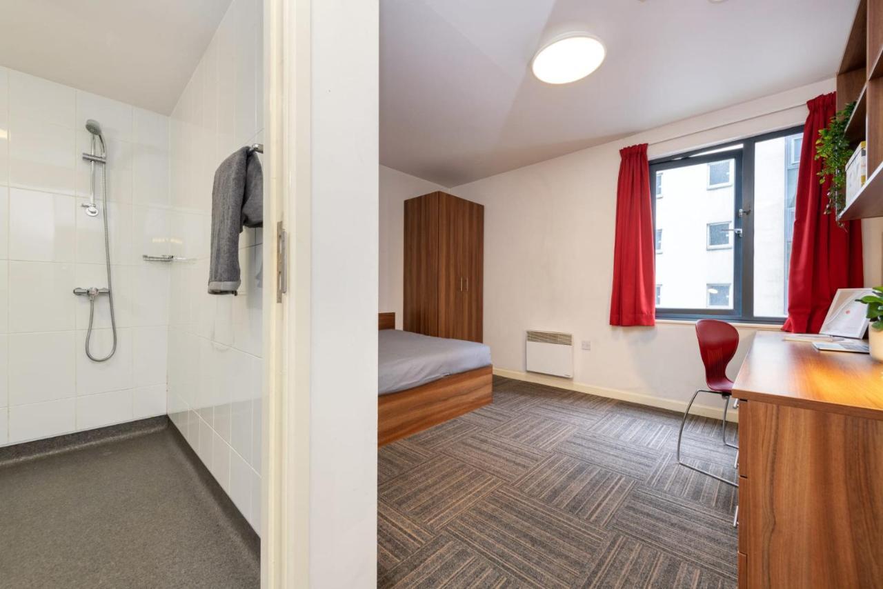 Apartment For Students Only Bagot Street *