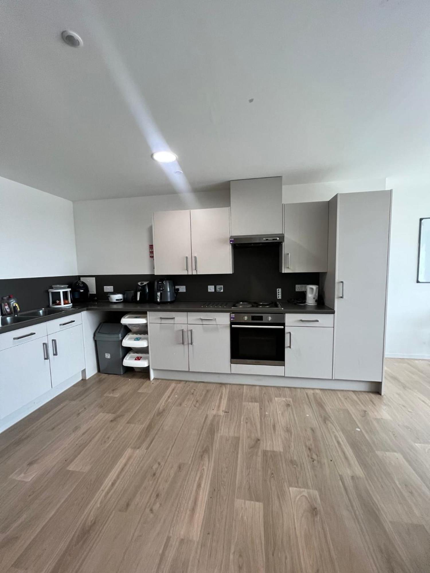 For Students Only Bagot Street Apartment